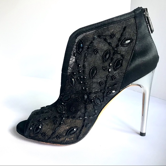 BCBGMAXAZRIA BLACK LACY STUNNING BEJEWELED STILETTO BOOTIES/SHOES Sz 8M - Picture 8 of 15